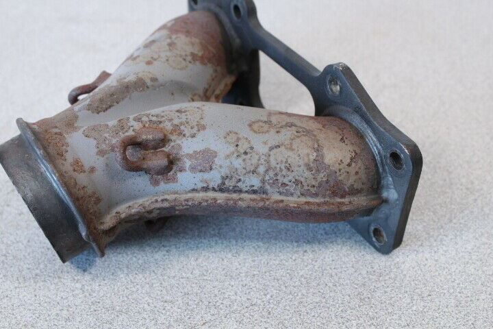 Snowmobile - 2017 SKI-DOO SUMMIT X 850 154 Exhaust Manifold Y Pipe  420873030