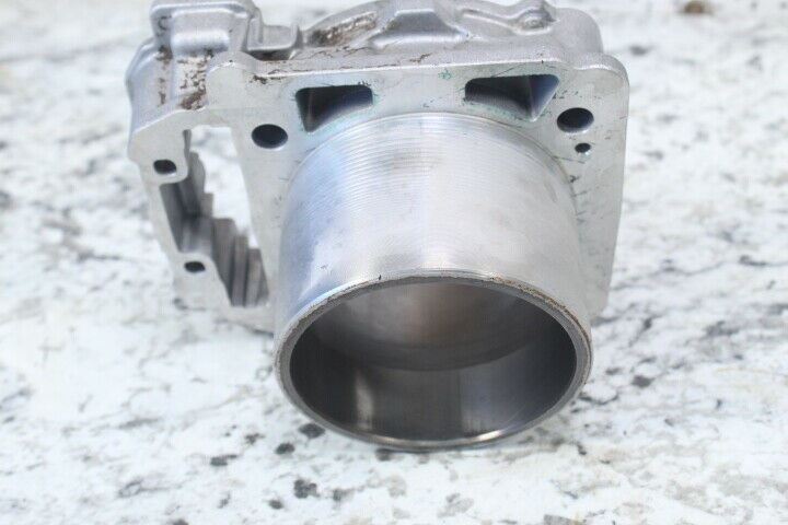 ATV - 2011 CAN-AM OUTLANDER 800 4X4 XT Front Or Rear Cylinder Jug 420613582