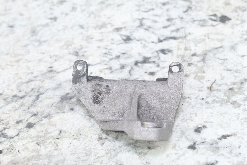 Snowmobile - 2006 ARCTIC CAT CROSSFIRE 700 Right Motor Mount Bracket 0708-461