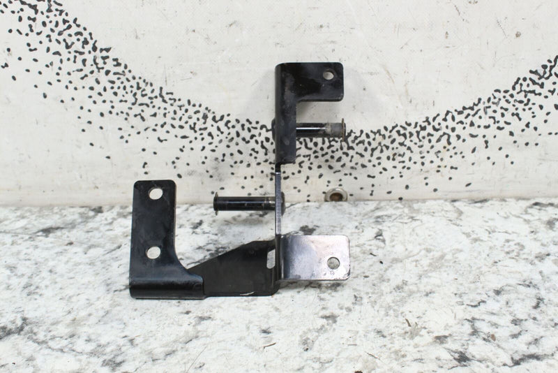 UTV - 2009 POLARIS RANGER 500 4X4 EFI Gas/Brake Pedal Bracket Mount 1016414-329 101836