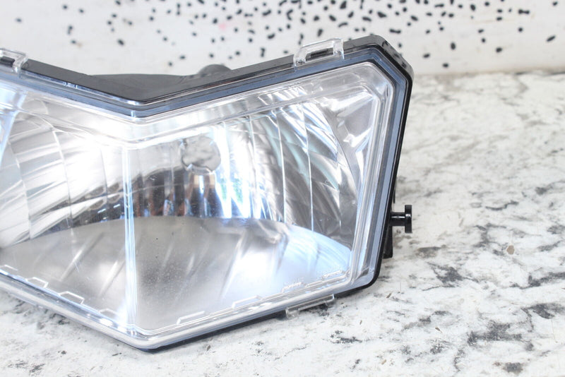 2022 POLARIS SPORTSMAN 570 Upper Headlight Head Light 2413427  *492 miles