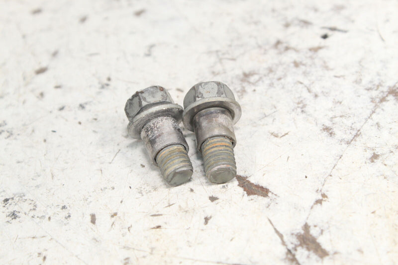 1998 YAMAHA WAVERUNNER GP800 Nozzle Bolts and Bushings 90387-08M06-00