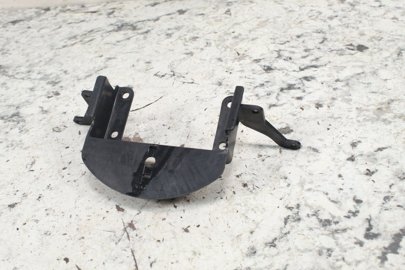 1998 YAMAHA WAVERUNNER GP800 Steering Pad Bracket Mount GP7-U142K-00-00