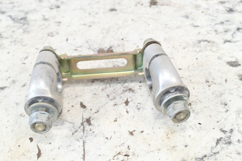 1986 HONDA TRX200SX 200 SX Handlebar Clamps 53130-HA0-680