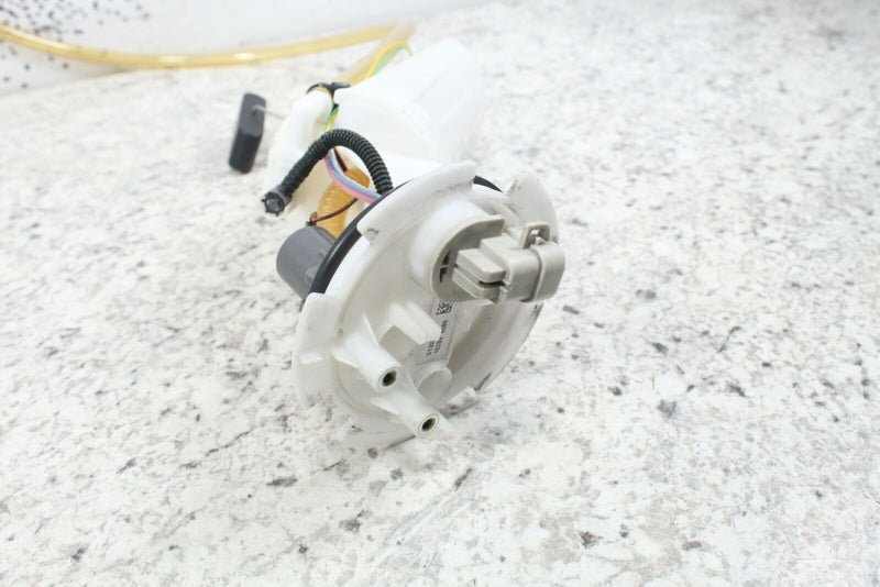 2017 SKI-DOO SUMMIT X 850 Fuel Pump  513033760