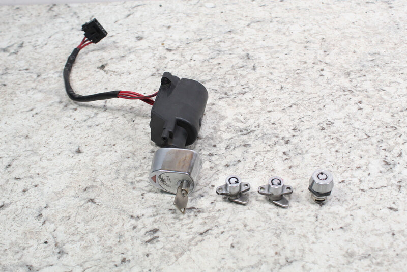 2000 HARLEY-DAVIDSON ELECTRA GLIDE CLASSIC Lock Set Ignition Switch  71526-93B