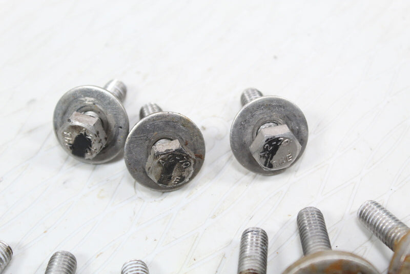 2004 SEA-DOO GTX SUPERCHARGED Motor Mount Mounting Bolts 205084060 250200018
