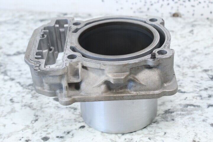 ATV - 2011 CAN-AM OUTLANDER 800 4X4 XT Front Or Rear Cylinder Jug 420613582