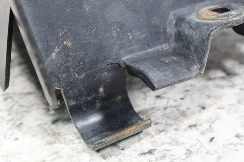 1986 HONDA TRX200SX 200 SX Front Right Inner Fender Body Panel  61862-HB3-000ZA