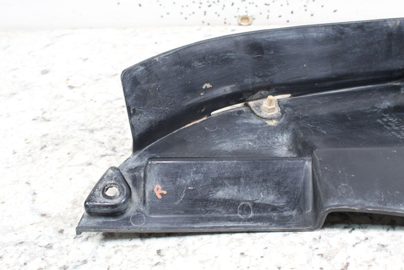 1986 HONDA TRX200SX 200 SX Front Right Inner Fender Body Panel  61862-HB3-000ZA
