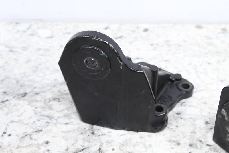 2011 SEA-DOO GTI 130 Motor Mounts Engine Brackets 420811781 420811786