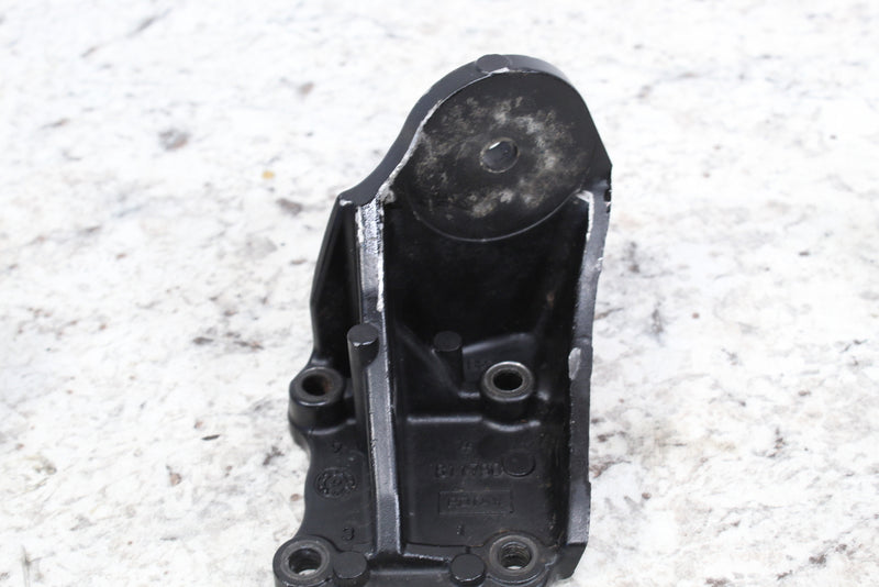 2011 SEA-DOO GTI 130 Motor Mounts Engine Brackets 420811781 420811786