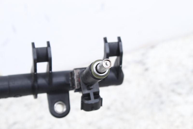 2011 SEA-DOO GTI 130 Fuel Injectors and Rail 420874836