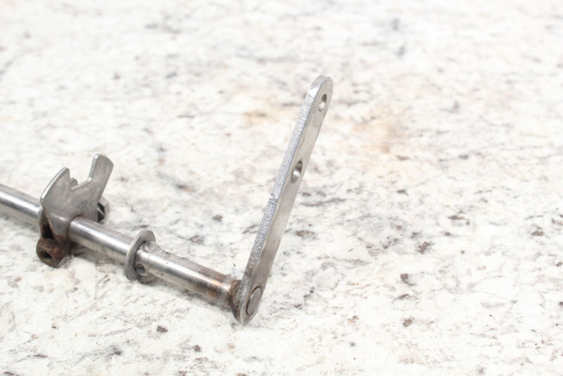 1984 HONDA 10HP 10 HP OUTBOARD Shift Shaft Assembly 24701-8811-812 - Watercraft