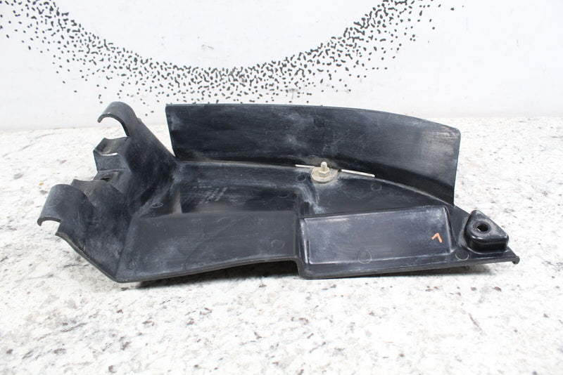 1986 HONDA TRX200SX 200 SX Front Left Inner Fender Body Panel 61867-HB3-000ZA - ATV