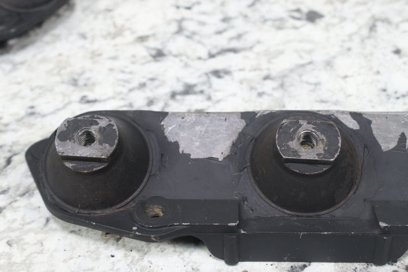 Watercraft - 1987 KAWASAKI JET SKI 300 JS300 Motor Mounts Engine Supports Clamps 92075-3712