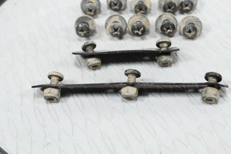 1994 POLARIS 300 4X4 Front Fender Mud Guard Bolts & Brackets 7512282 5211131-067 - ATV