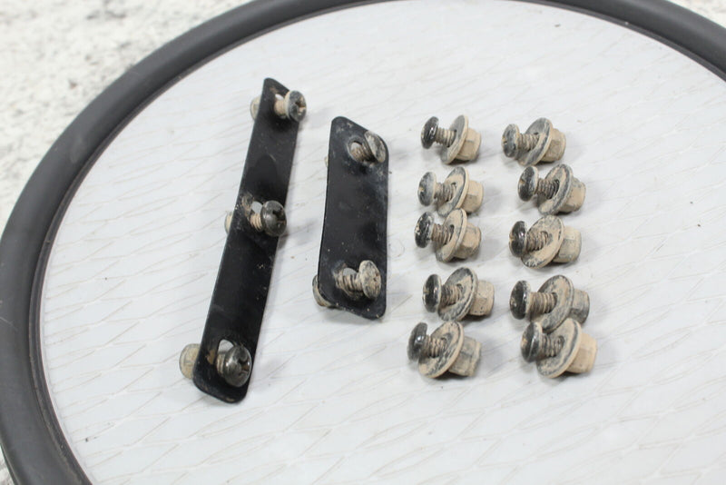 1994 POLARIS 300 4X4 Front Fender Mud Guard Bolts & Brackets 7512282 5211131-067 - ATV