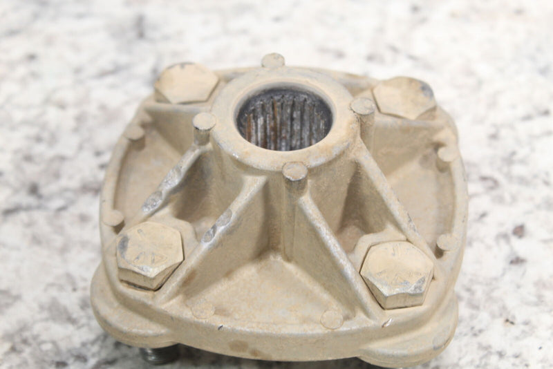 1994 POLARIS 300 4X4 Rear Wheel Hub 2200341 - ATV