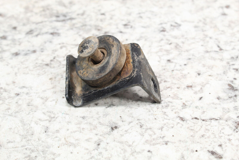 1994 POLARIS 300 4X4 Right Exhaust Bracket Support & Dampers 5220901-067 5410241 - ATV