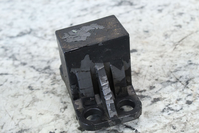 1994 YAMAHA WAVERUNNER PRO VXR 700 Engine Motor Damper Mount 61L-44532-00-00