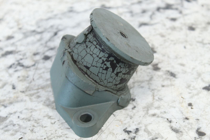 1996 YAMAHA WAVERAIDER 760 Motor Mount Engine Mounting 63M-44517-01-5B,