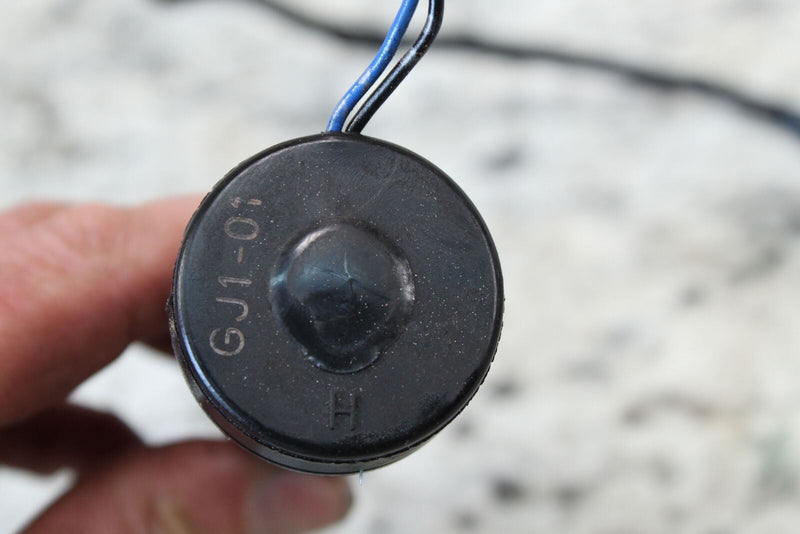 1996 YAMAHA WAVERAIDER 760 Oil Level Sensor GJ1-6824C-01-00