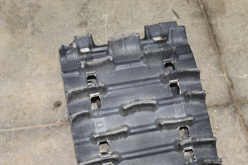 1998 SKI-DOO SUMMIT X 670 136’’x 15’’x 2’’ Track 570212000