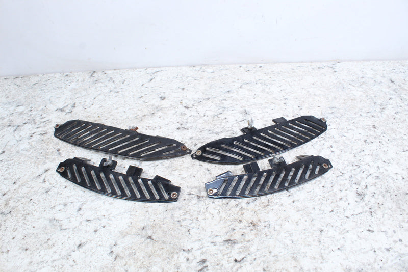 1998 SKI-DOO SUMMIT X 670 Hood Vents 517298400 517298600