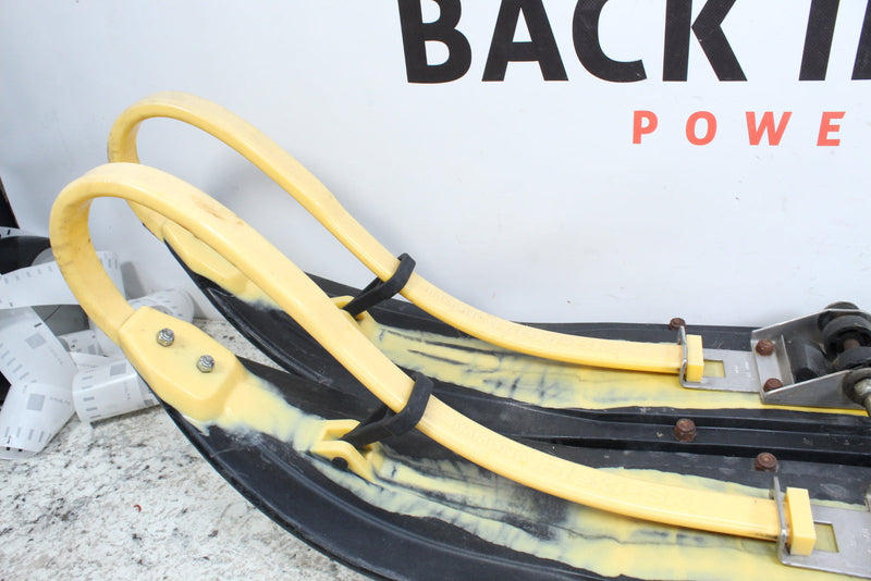 1998 SKI-DOO SUMMIT X 670 Simmons Skis Pair Set