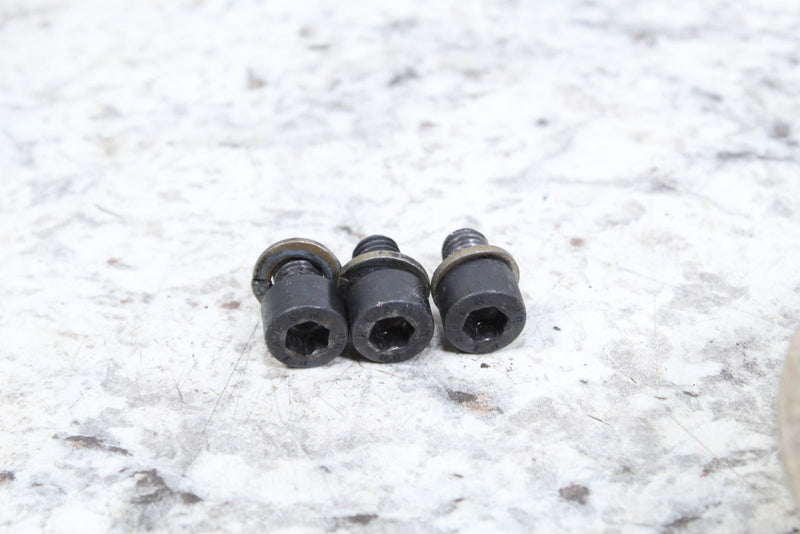 1998 SKI-DOO SUMMIT X 670 Starter Cup Pulley and Bolts 420852416 420841520