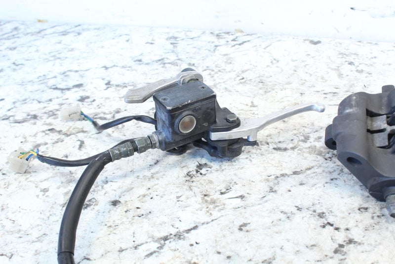 1998 YAMAHA MOUNTAIN MAX 700 Brake Assembly Caliper Master 8DF-W2587-00-00 - Snowmobile