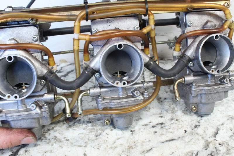 1998 YAMAHA MOUNTAIN MAX 700 Carburetors Carbs 8CH-14100-10-00 - Snowmobile