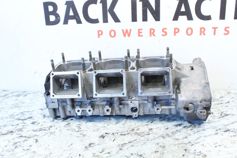 1998 YAMAHA MOUNTAIN MAX 700 Crank Cases Main Crankcases 8CH-15100-01-00 - Snowmobile