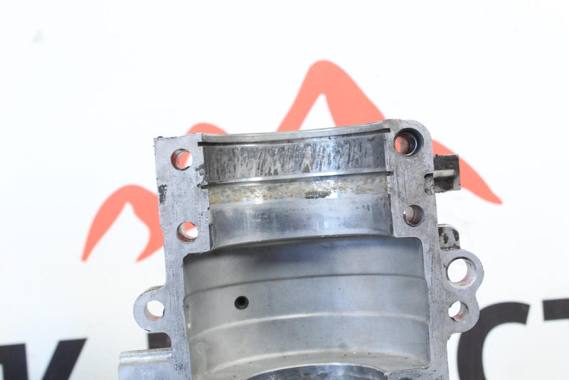 1998 YAMAHA MOUNTAIN MAX 700 Crank Cases Main Crankcases 8CH-15100-01-00 - Snowmobile