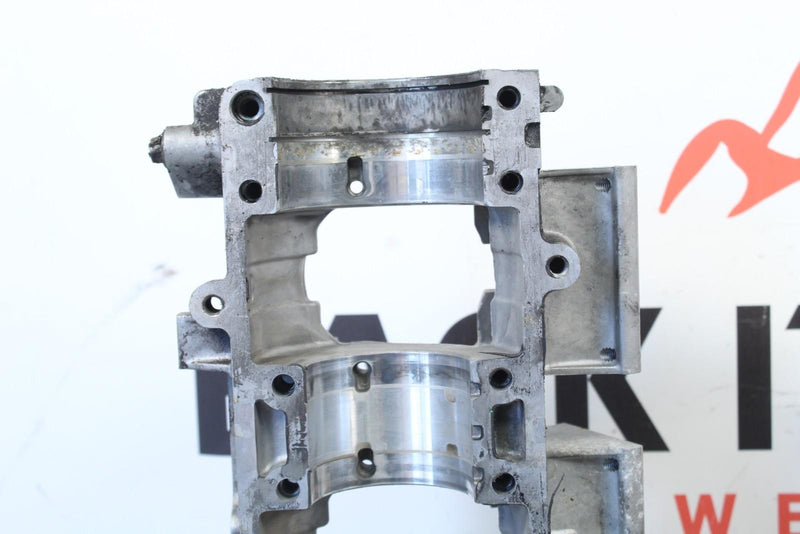 1998 YAMAHA MOUNTAIN MAX 700 Crank Cases Main Crankcases 8CH-15100-01-00 - Snowmobile