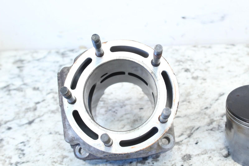 1998 YAMAHA MOUNTAIN MAX 700 Cylinder Cylinders Jug 8CH-11311-01-00 - Snowmobile