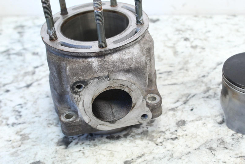 1998 YAMAHA MOUNTAIN MAX 700 Cylinder Cylinders Jug 8CH-11311-01-00 - Snowmobile