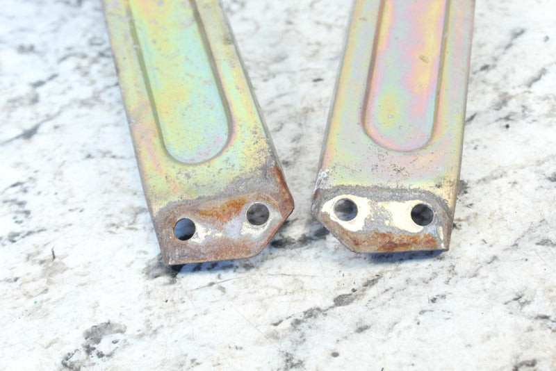 1998 YAMAHA MOUNTAIN MAX 700 Front Bumper Brackets Mounts 8CR-21959-10-00 - Snowmobile