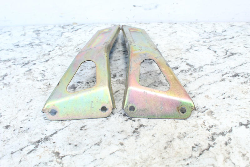 1998 YAMAHA MOUNTAIN MAX 700 Front Bumper Brackets Mounts 8CR-21959-10-00 - Snowmobile