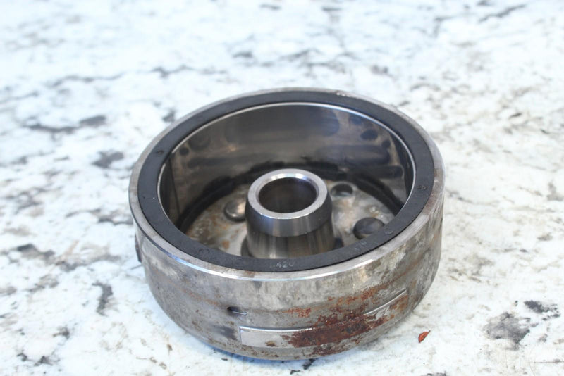 1998 YAMAHA MOUNTAIN MAX 700 Stator Alternator 8CH-85510-01-00 8CH-85510-02-00 - Snowmobile