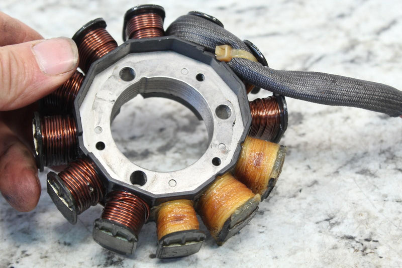 1998 YAMAHA MOUNTAIN MAX 700 Stator Alternator 8CH-85510-01-00 8CH-85510-02-00 - Snowmobile