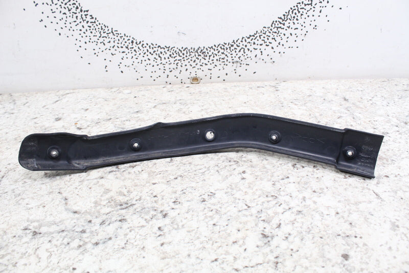 1998 YAMAHA WAVERUNNER GP800 Left Rear Corner Bumper Gunwale GP7-U251D-20-00 - Watercraft