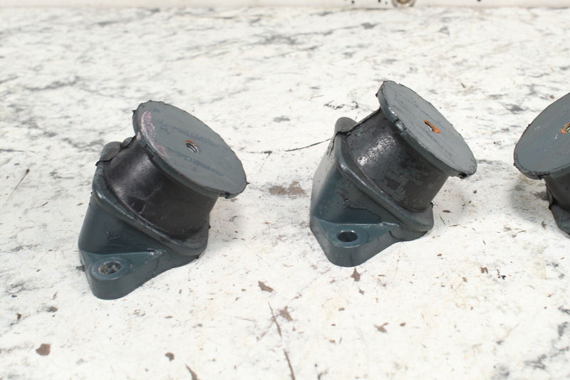 1998 YAMAHA WAVERUNNER GP800 Motor Mounts Engine Supports 6M6-44517-A1-5B - Watercraft