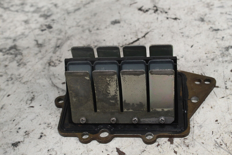 1998 YAMAHA WAVERUNNER GP800 Reed Cage Valve Intake Pedals 66E-13610-00-00 - Watercraft