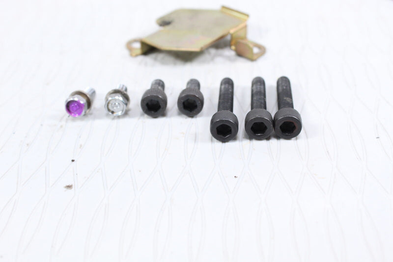 1998 YAMAHA WAVERUNNER GP800 Stator Mounting Bolts 91318-06030-00 91318-06014-00 - Watercraft