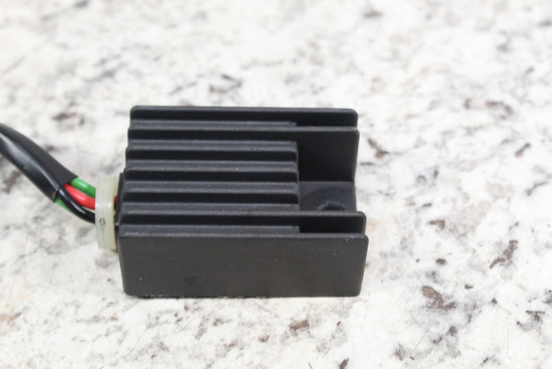 1998 YAMAHA WAVERUNNER GP800 Voltage Regulator Rectifier 63M-81960-00-00 - Watercraft