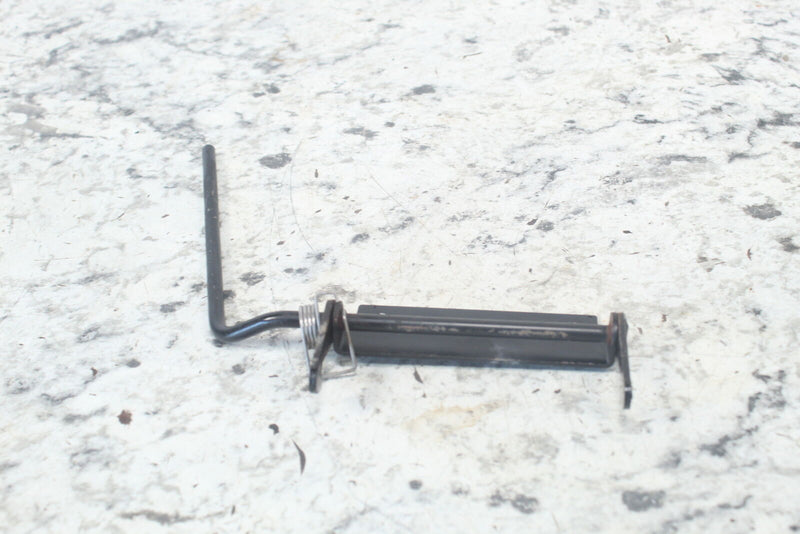 1999 ARCTIC CAT 500 4X4 Seat Latch  0406-103