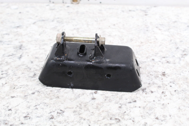 1999 ARCTIC CAT 500 4X4 Upper Motor Engine Mount Bracket  0506-083