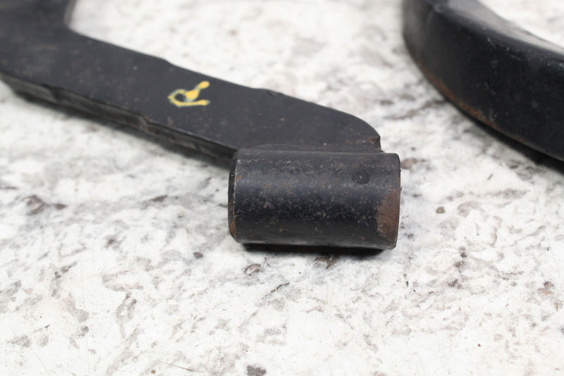 2000 HARLEY-DAVIDSON ELECTRA GLIDE CLASSIC Right Foot Peg Brackets 50518-83B - Motorcycle
